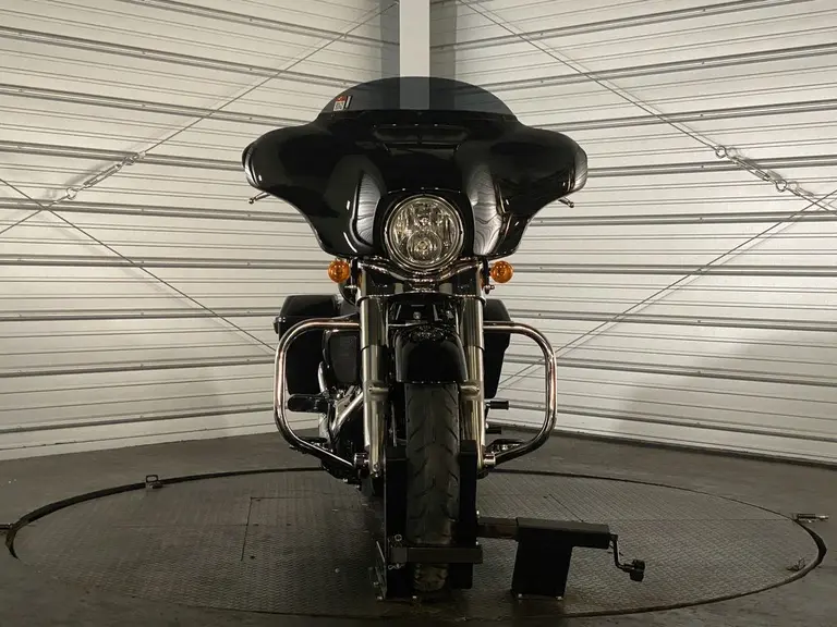 2023 Harley-Davidson Street Glide