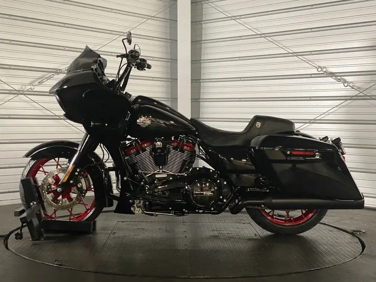 2023 Harley-Davidson Road Glide Special
