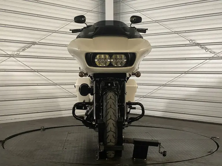 2023 Harley-Davidson Road Glide ST