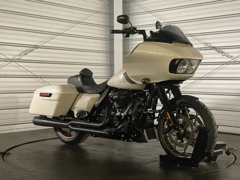 2023 Harley-Davidson Road Glide ST
